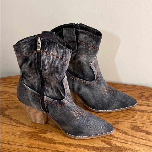 Hey GirlDenim Western Ankle Boots - Picture 1 of 8